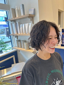 ウェーブショートボブ