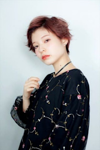 ショートレイヤーUPバング