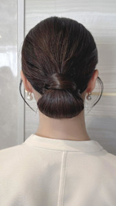 《あやね》ヘアセット/タイトシニヨン