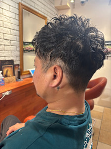 爽やか！刈り上げ強めパーマ【035スタイル】