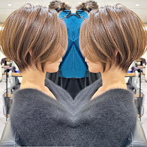 40代50代60代 大人ショート 丸顔 前髪なし似合わせ　安