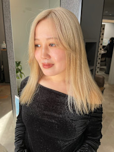 2ブリーチカラーで外国人風ブロンド