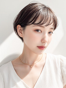 オン眉透けバング小顔丸みマッシュショートp1　脱白髪染め