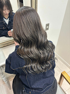 グレージュ/ダークグレー/ダークブラウン/暗髪/韓国ヘア