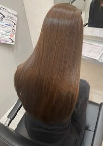 ノンダメージ縮毛矯正「超高濃度水素ストレート」