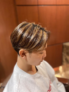 センターパート　デザインカラー　メッシュカラー