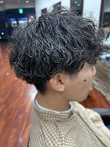 波巻きパーマ
