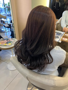 レイヤーロング美髪くびれワンカールシルキーベージュ