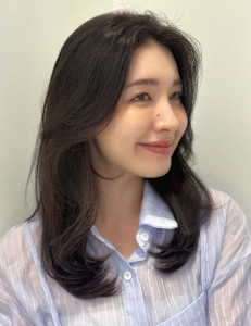 【AIR大阪】山本莉子 ミディアムレイヤー