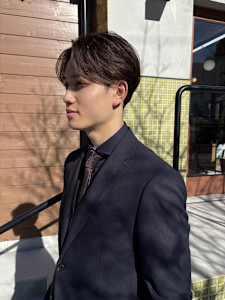 センターパート〜スーツ〜