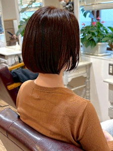 ショートボブ レッドブラウン 白髪ぼかしカラー 髪質改善