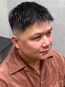 フェードカット アイロンパーマ ベリーショート バーバー