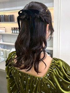 ヘアセット パーティーヘア ハーフアップ 編み込みアレンジ