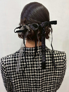 アップスタイル ツインお団子 リボン タイトアレンジ 成人式