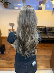 ハイライトカラー／ハイトーン／難波／心斎橋