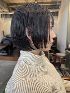 レイヤーボブ/透明感カラー/ボブ/顔まわりカット/暗髪