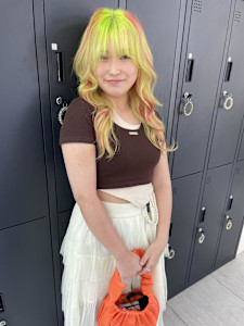 デザインカラー．