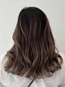 アッシュベージュグラデーション