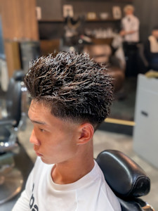 スパイキーショート