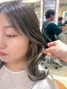 【Neolivekuta】イヤリンググレージュ【町田】