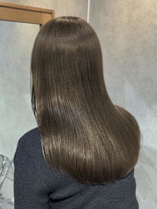 ○透け感オリーブベージュ