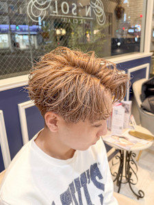 ミルクティーベージュ/ブリーチカラー