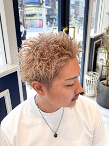 スパイキーショート/ミルクティーベージュ