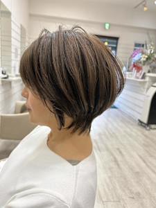 terrace岩政/ショートボブ/30代40代/姪浜