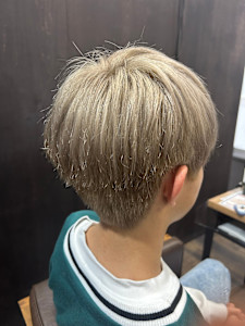 ミルクティーベージュ