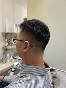 清潔感アップのフェードカット