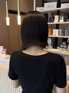 前下がりぷつっとボブ