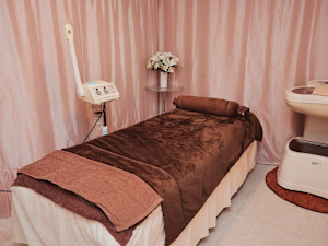 40歳からの美顔サロン Raj Path ラージ パトゥ(ラージ パトゥ)