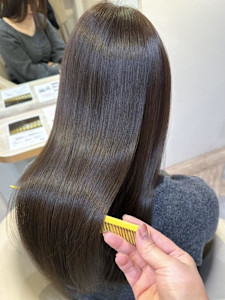 オリーブベージュ/赤み消しカラー/大宮