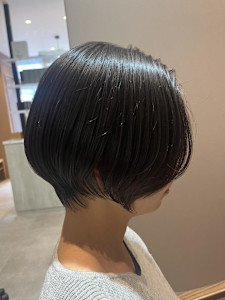 ショート:ばっさりカット:年代幅広