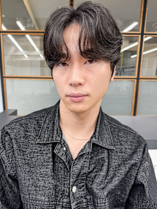 大人男性ニュアンスパーマナチュラルカラー冬メンズパーマ