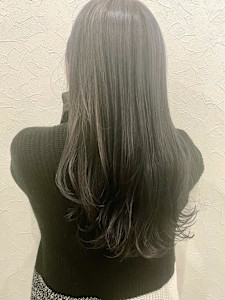 脱白髪染めカラー/ゆるふわ巻き/艶カラー