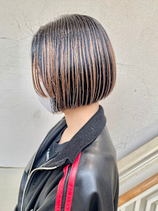 【morio成増 セリザワ】ぱっつんボブ プレイングカラー