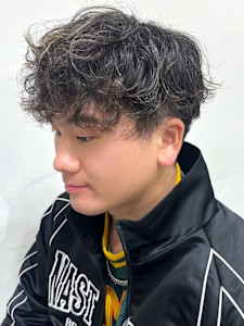 ハイライト ブリーチ ツイスパ マッシュ メンズパーマ