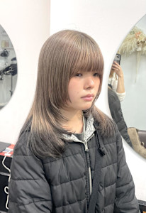 ブリーチカラー/エンドカラー/ミディアム/レイヤー