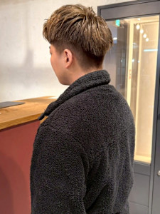 メンズショート 刈り上げ ツーブロック ベージュ 20代