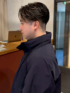 刈り上げ メンズショート ツーブロック ブラウン 20代