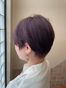 骨格補正ショートボブカット×パープルカラー