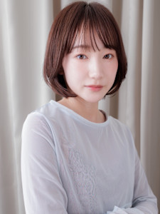 ココアブラウン小顔補正カット伸ばしかけ丸みボブ30代40代