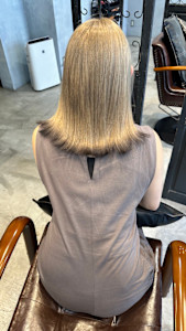 ブリーチリタッチ＆ブラックエンドカラー