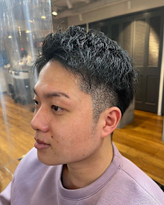 スッキリツーブロック刈り上げショートスタイル