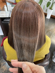 白髪ぼかし - La Ruelle.江曽島店 【ラリュエル エソシマテン】掲載