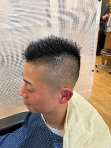 0.3リスキンフェードの震災刈り！×アッシュブラック×30代