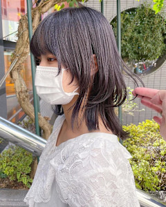 シャギーウルフ/ミディアムレイヤー/ダークアッシュ