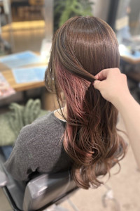 インナーピンク/ベージュカラー