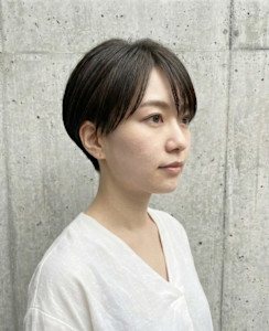 大人ショート　丸みショート　ソフト刈り上げ